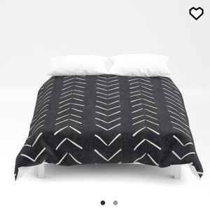 NEW Full Size Artist Duvet Cover (79”x79”)